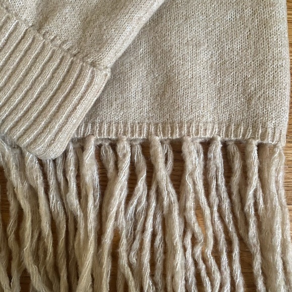 Turtleneck Tassel Sweater - Picture 3 of 5